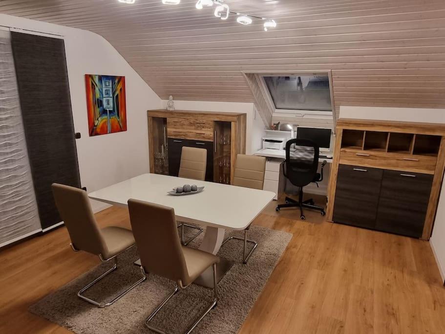 Gemuetliche Wohnung Am Waldrand Thierhaupten Exterior foto